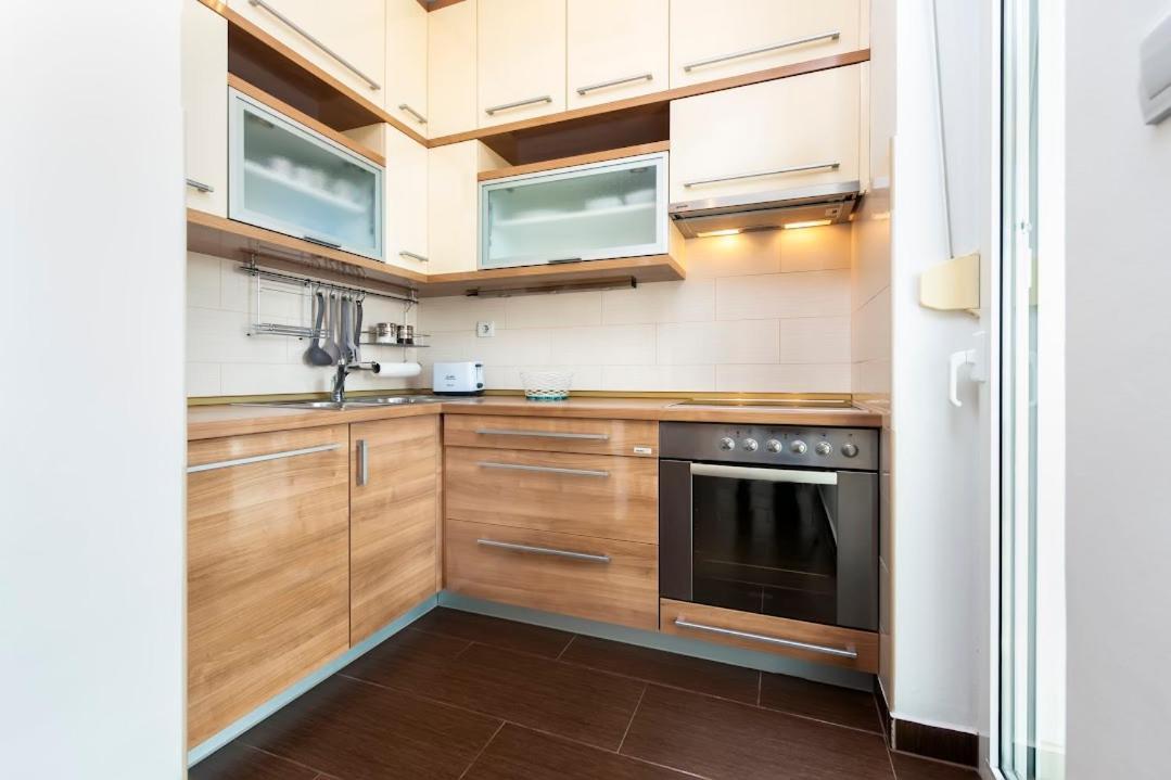 Apartment Anerol โรวีน ภายนอก รูปภาพ